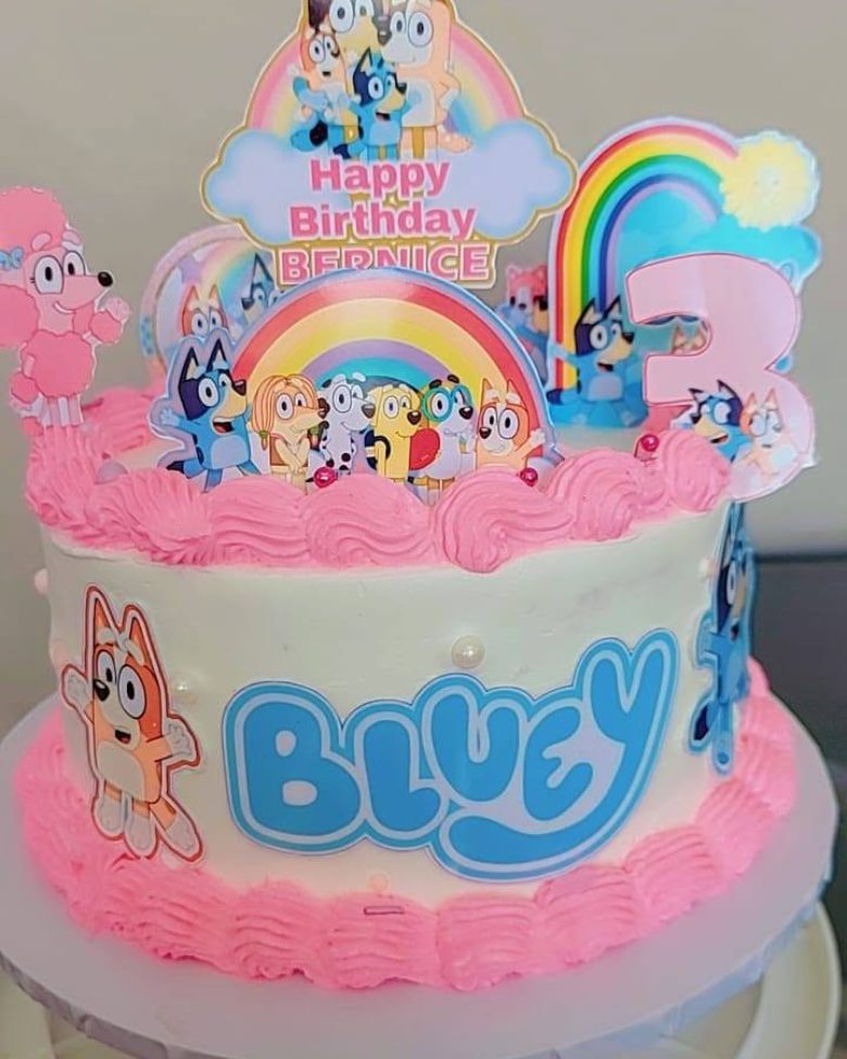 Bluey Party cake by Niquas Cake Tales